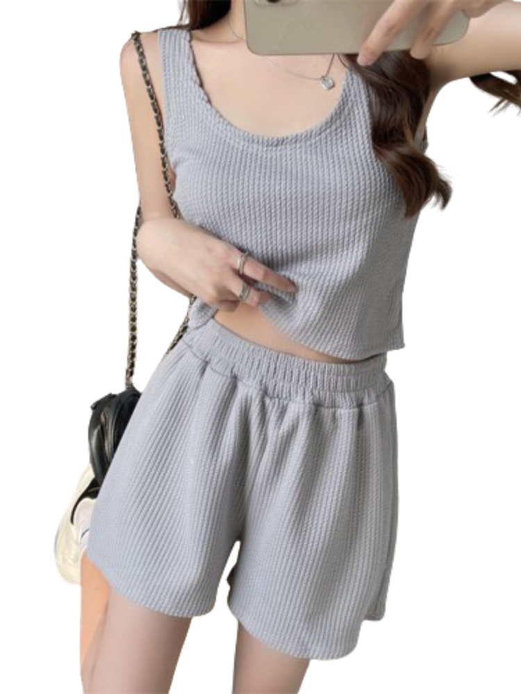 Conjunto informal de camiseta sin mangas y pantalones cortos de verano