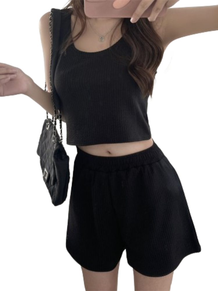 Conjunto informal de camiseta sin mangas y pantalones cortos de verano