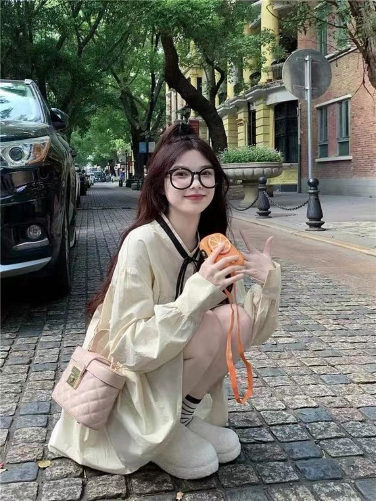 Lindo vestido de muñeca japonesa
