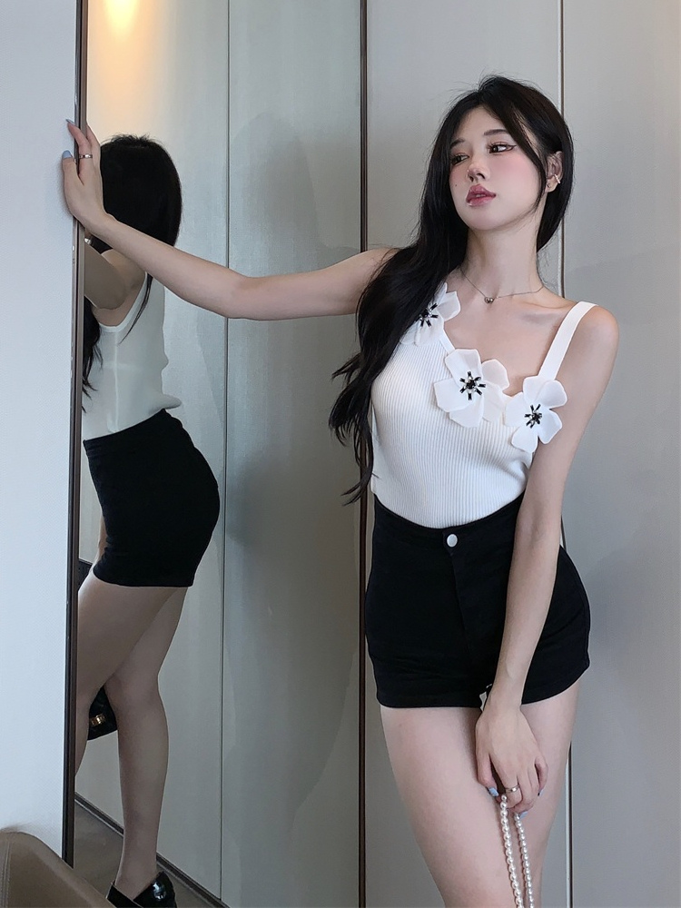 Top vintage con hombros descubiertos y flores 3D